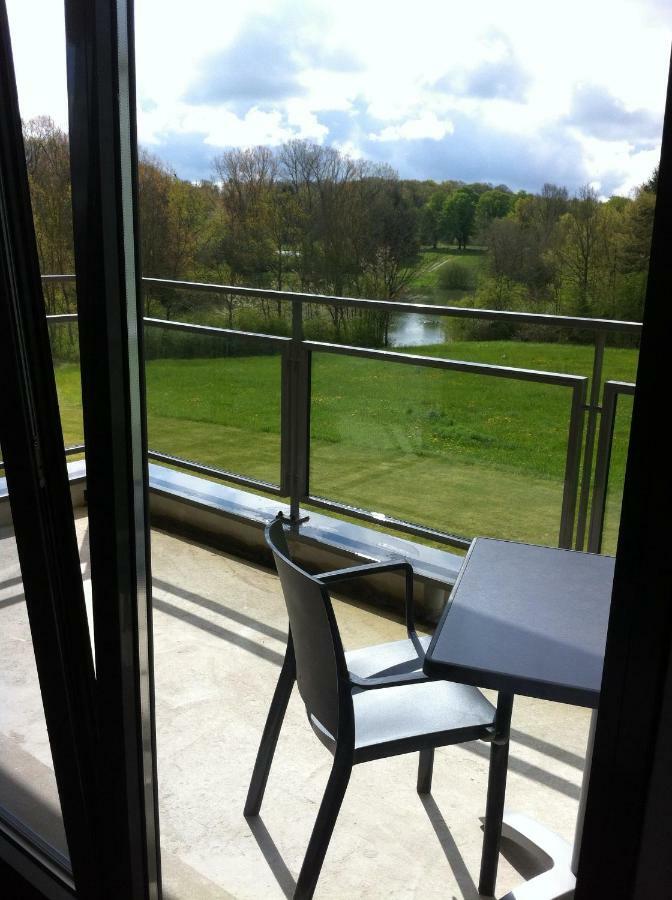 - Restaurant La Claire Foret