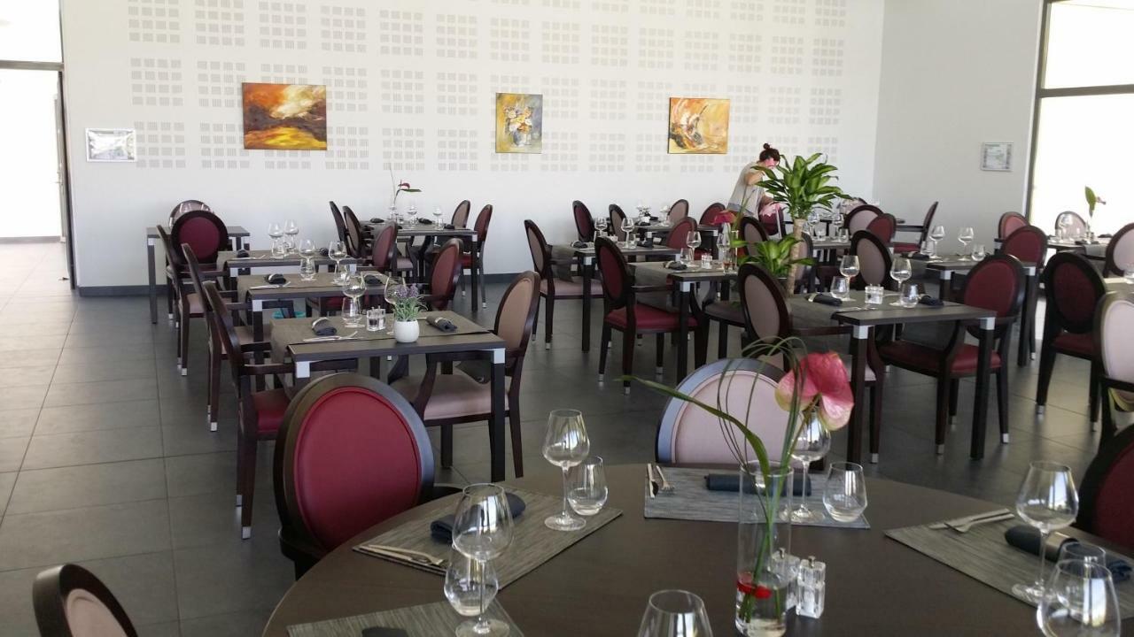 - Restaurant La Claire Foret Hotel Morhange